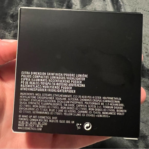 MAC Highlighter - Picture 2 of 4